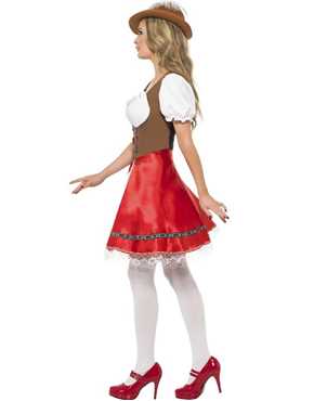 Bavarian wench side view