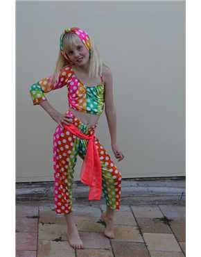 Latin America girl child view 2